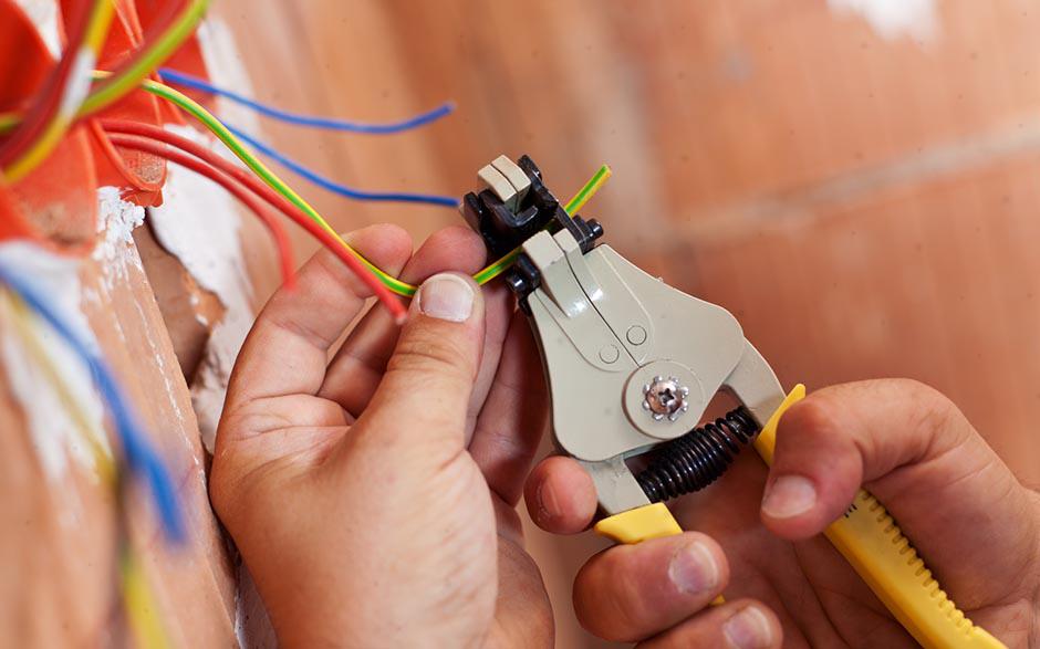 cherche électricien pas cher Saint-Pathus